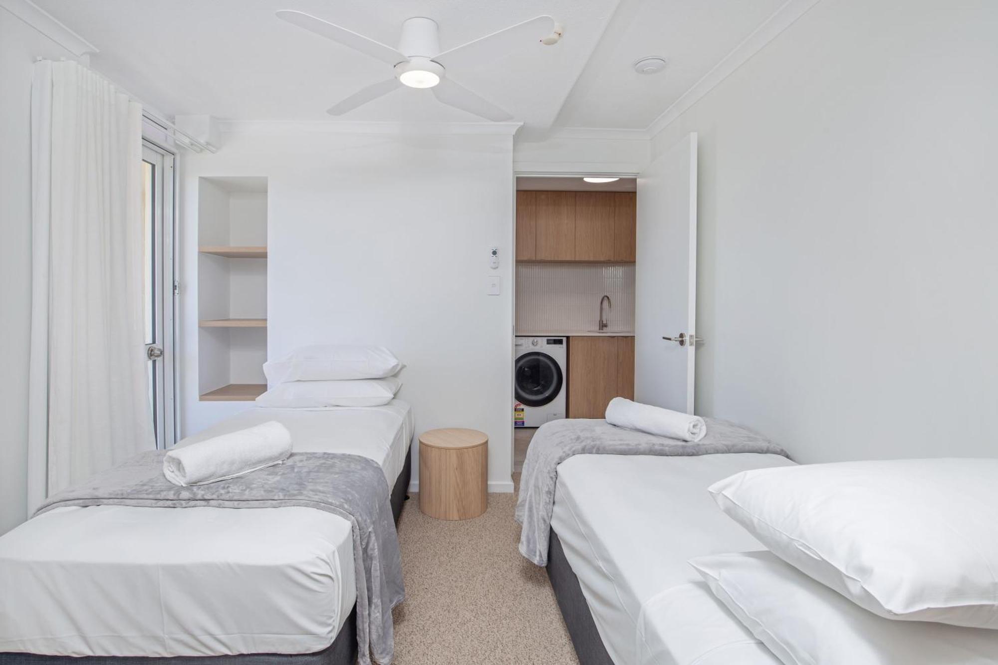 Crystal Beachfront Apartments Gold Coast Eksteriør bilde