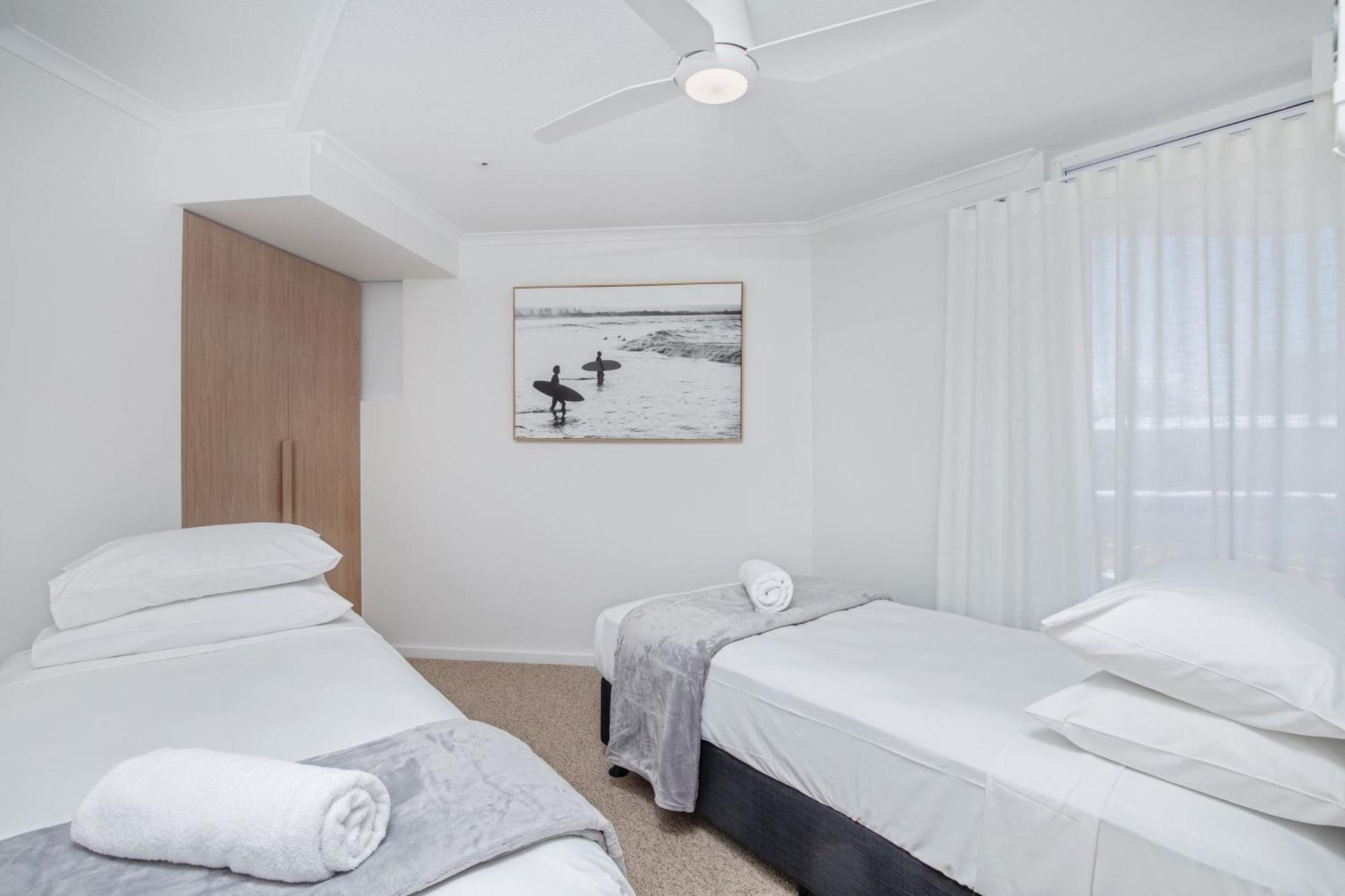 Crystal Beachfront Apartments Gold Coast Eksteriør bilde