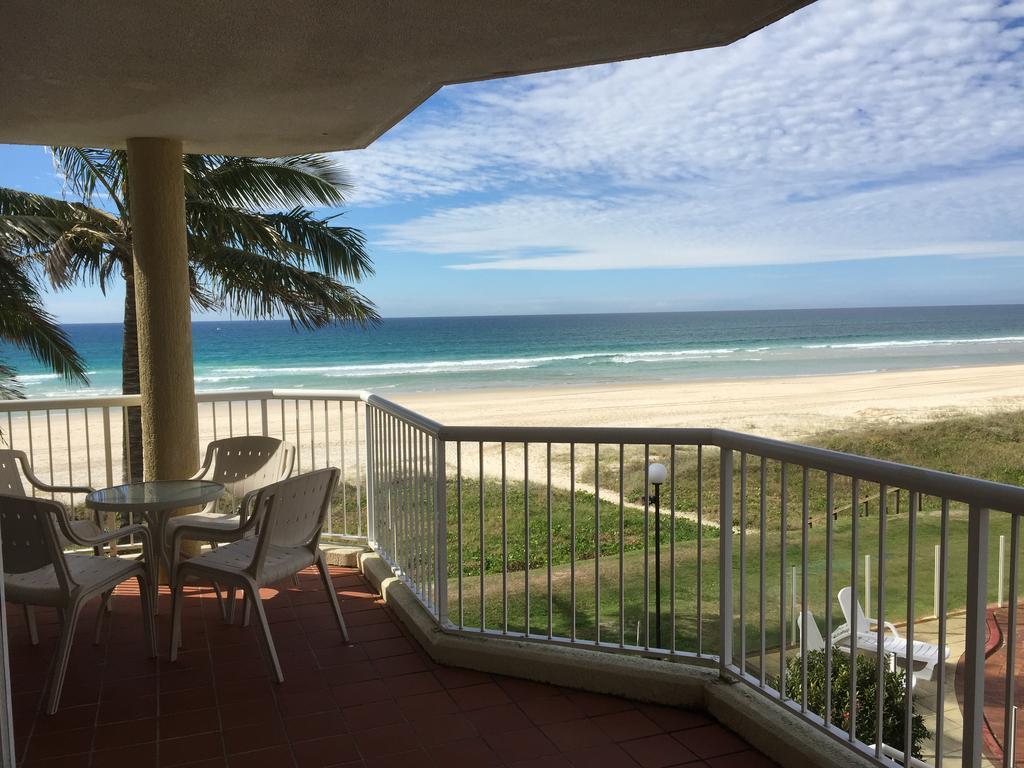 Crystal Beachfront Apartments Gold Coast Eksteriør bilde